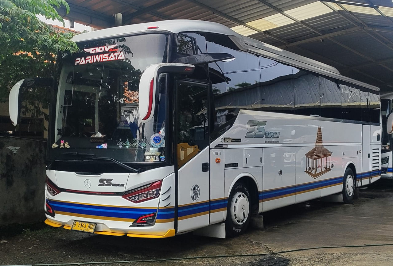 Mercedes-Benz OH 1626 L