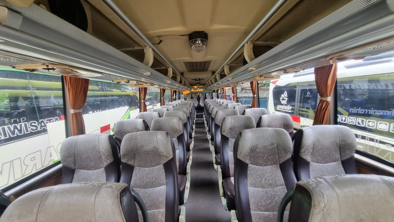 PO. Piknik Bus