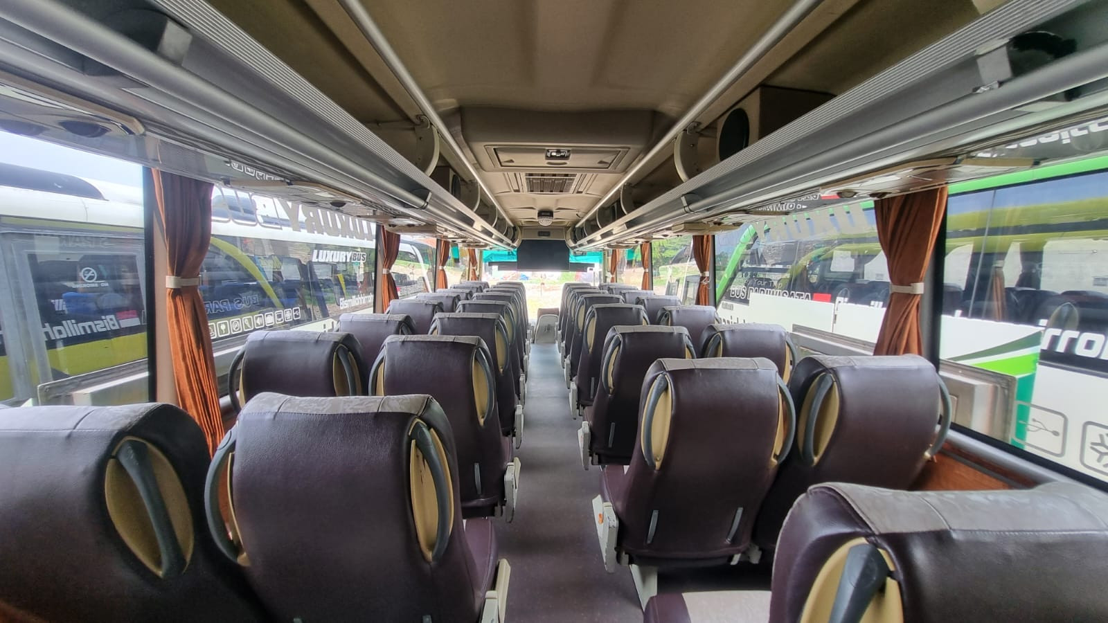PO. Piknik Bus
